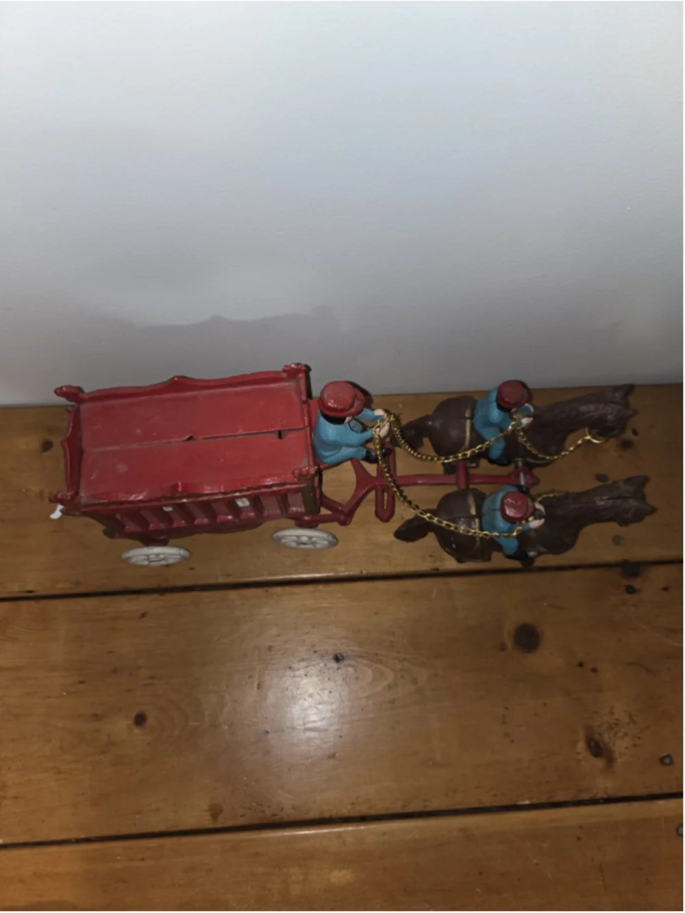 Vintage Cast Iron Overland Circus Wagon 2 Horses 3 Men Polar Bear Pull Toy 16